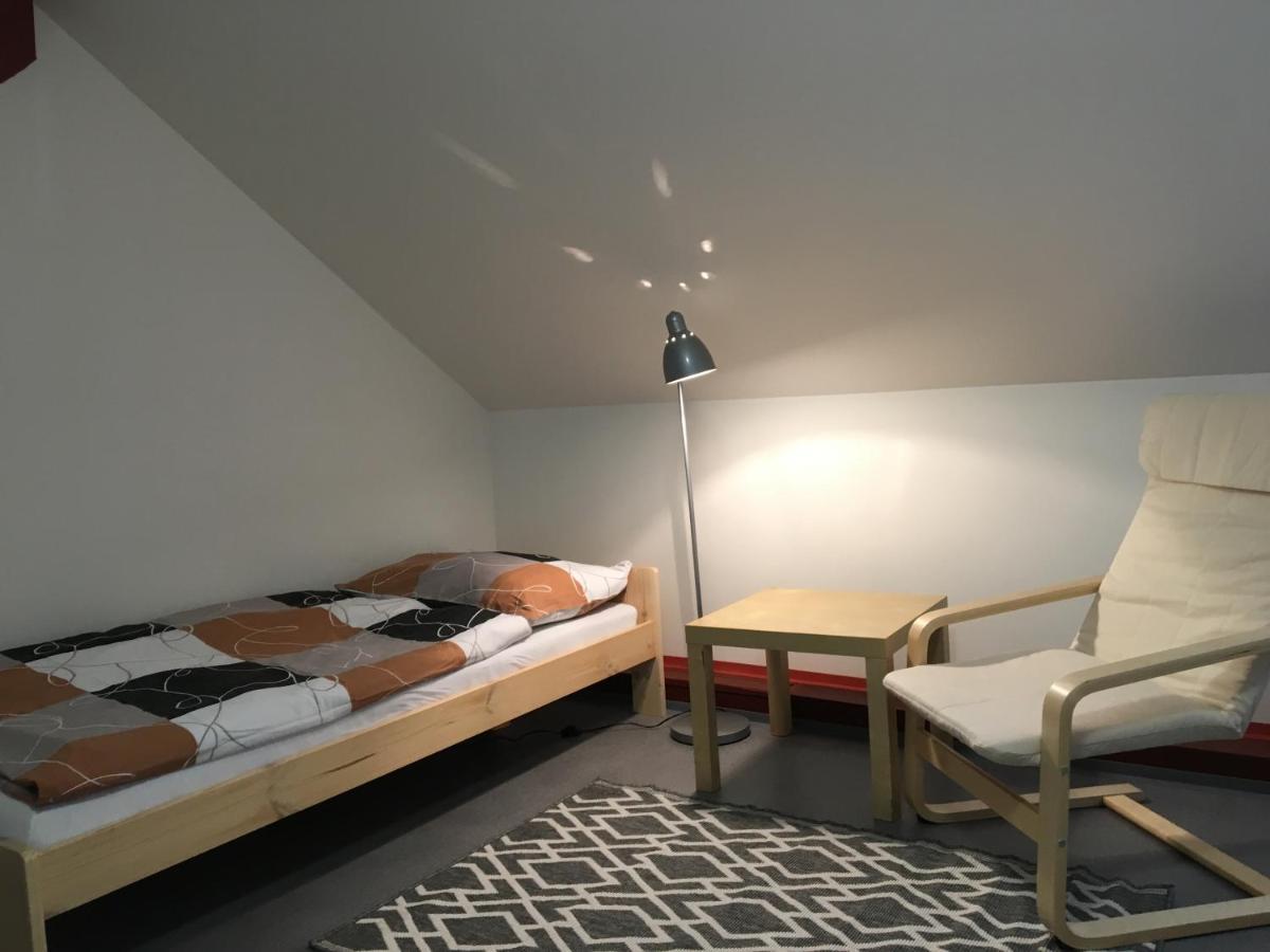 Apartman Restaurace Praha Lägenhet Jetřichovice Exteriör bild