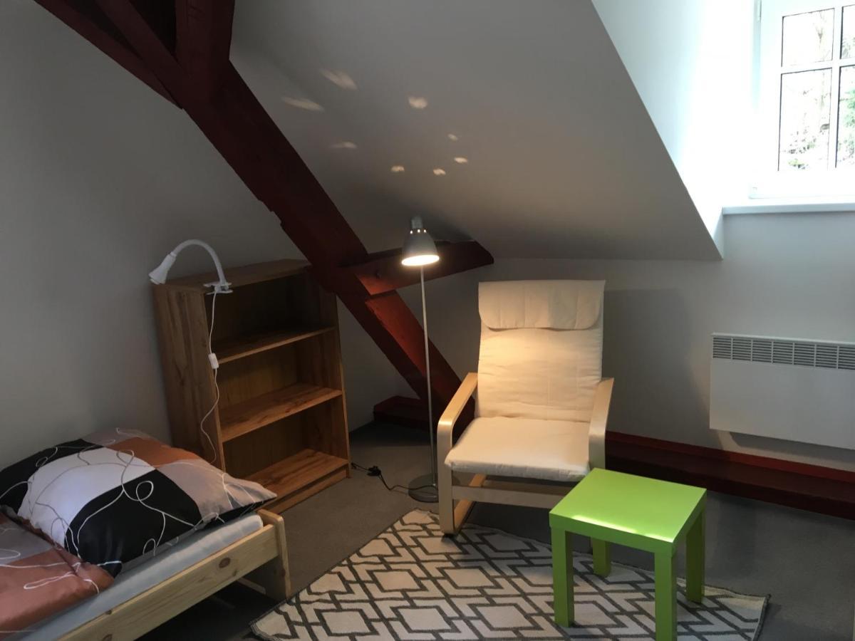 Apartman Restaurace Praha Lägenhet Jetřichovice Exteriör bild